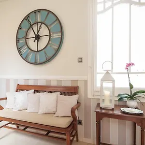 https://hostal-oliva.catalonia-hotels.com